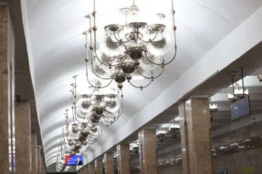 Taşkent, Özbekistan 1 Ekim 2024: Abdulla Qodirii Yunusobod Hattı 'nda bulunan bir Taşkent Metro istasyonudur. 24 Ekim 2001 'de açıldı.