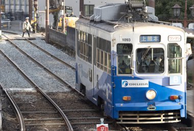 Kumamoto, Japonya 15 Ocak 2025 Kumamoto, Kumamoto tramvayı ana şehir içi taşımacılığıdır.