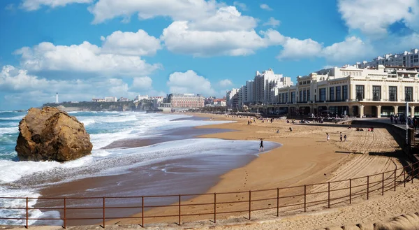 Famosa Spiaggia Biarritz Con Onde Dell Oceano Francia Aquitania — Foto Stock