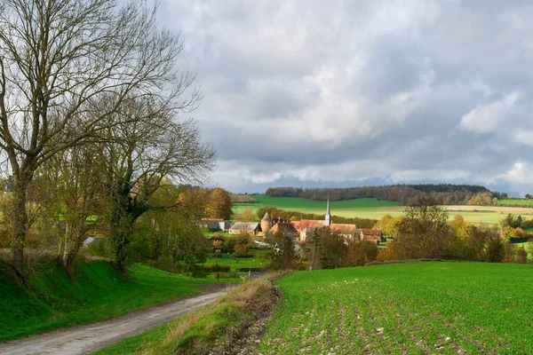 Eine Landschaft Der Pays Bray Dorf Inmitten Der Felder — Stockfoto