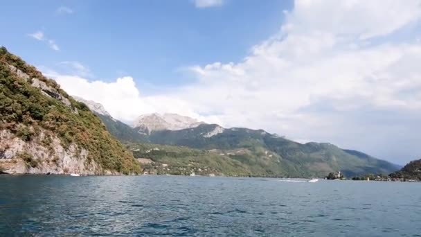 Панорамный Вид Озеро Анси Лодки — стоковое видео