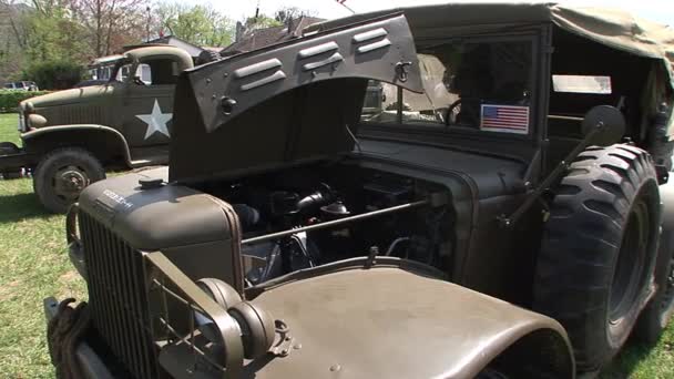 Vista Del Motor Del Vehículo Militar Segunda Guerra Mundial — Vídeo de stock