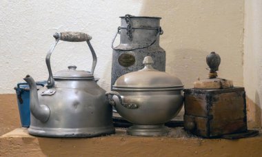 Eski aşçılık aletleri ve bazı eşyalar.