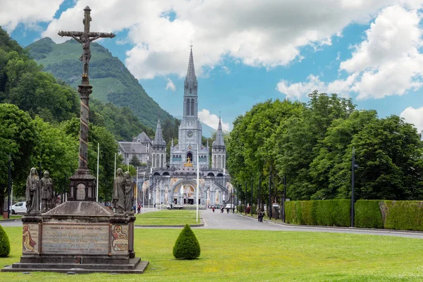 Uma Vista Basílica Lourdes França — Fotografia de Stock