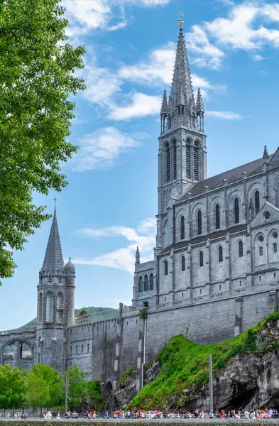 Vista Sulla Cattedrale Lourdes Francia — Foto Stock