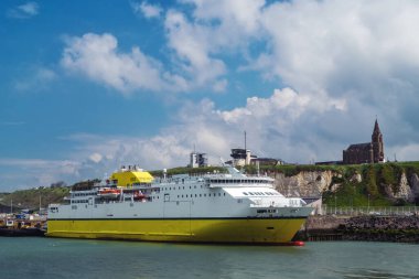  Feribot Normandiya, Fransa 'daki Dieppe limanında rıhtıma park edildi.