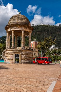 The Parque de los Periodistas is a park in Bogota, located between streets 13 and 17 and between races 3 and 4, in the Las Nieves neighborhood, in the town of Santa Fe. Since 2014, it was renamed Parque de los Periodistas. Gabriel Garcia Marquez on b clipart