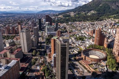 Bogota (resmi adı Bogota Distrito Capital) Kolombiya Cumhuriyeti 'nin başkenti ve Cundinamarca ilinin başkentidir.