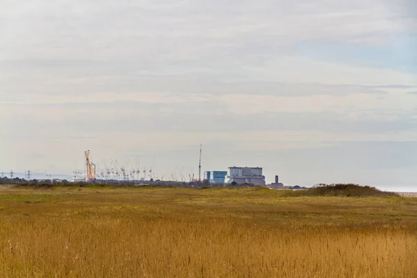 Elektrownia Atomowa Hinkley Point Oddali Krajobraz Kopiowanie Górze Zdjęcie Stockowe