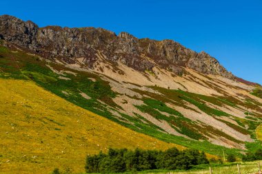 Craig y Bera uçurumları, Nantlle ve Rhydd Ddu, Snowdonia ya da Eryri Ulusal Parkı, Kuzey Galler, İngiltere,