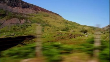 Video, hareket halindeki Craig y Bera uçurumlarından çekilen sahne, Nantlle ve Rhydd Ddu, Snowdonia veya Eryri Ulusal Parkı, Kuzey Galler, İngiltere, manzara, geniş açı