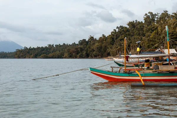 Puerto Princesa Philipines March 2022 전통적 보트는 라완만에 있습니다 어부들 — 스톡 사진