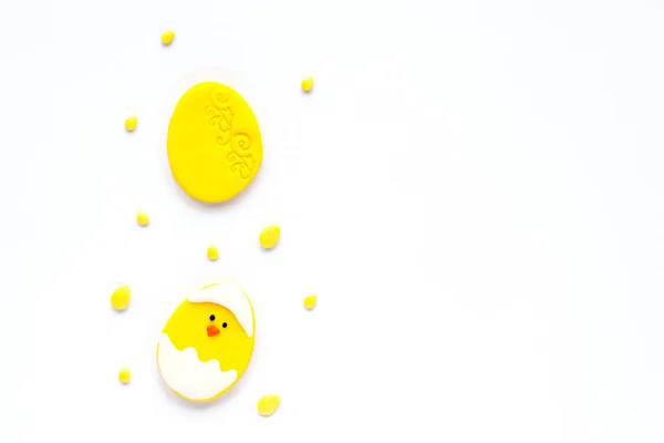 Πασχαλινή Διακόσμηση Ζάχαρης Μορφή Αυγού Και Κοτόπουλου Λευκό Φόντο Κενό — Φωτογραφία Αρχείου