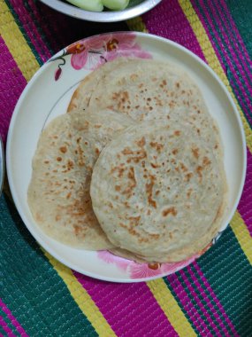 Meksika yemeği, et ve sebzeli tortilla.