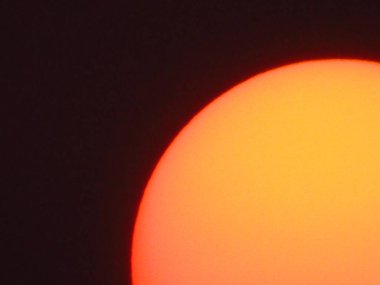 gökyüzünde güzel güneş