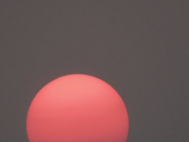 Dağlarda güzel bir gün batımı