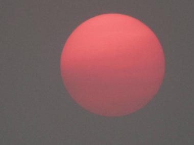 Dağlarda güzel bir gün batımı