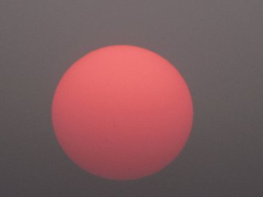 # Güzel kırmızı güneş sabah #