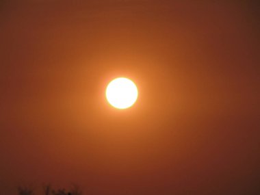 Güneş gün batımında