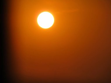 Dağlarda güzel bir gün batımı