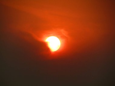 Gökyüzünde güzel bir gün batımı