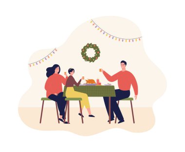 Noel ve yeni yıl kutlaması konsepti. Vektör düz tasarım karakter çizimi. Baba, anne ve kız tatil yemeği yiyorlar. Kapalı arka planda süslenmiş köknar ağacı çelengi