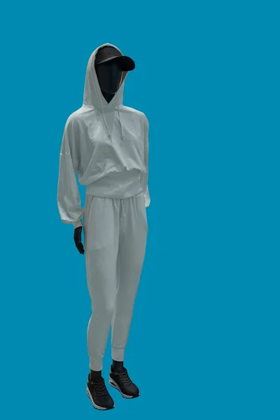 Ganzes Bild Einer Weiblichen Schaufensterpuppe Sportbekleidung Isoliert Auf Blauem Hintergrund — Stockfoto