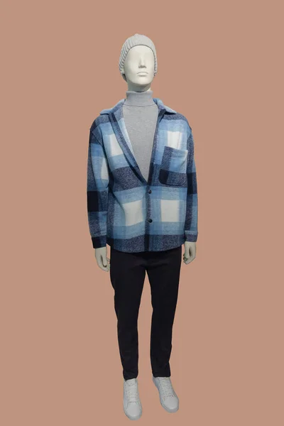 Imagem Comprimento Total Manequim Exibição Masculino Vestindo Uma Camisola Quente — Fotografia de Stock