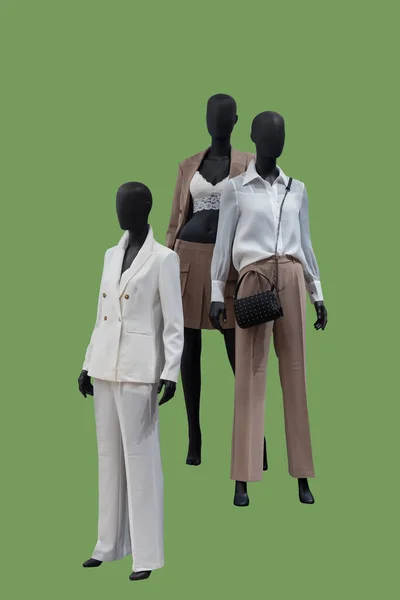 Ganzkörperbild Von Drei Weiblichen Schaufensterpuppen Trendigen Outfit Sammlung Von Trendigen — Stockfoto