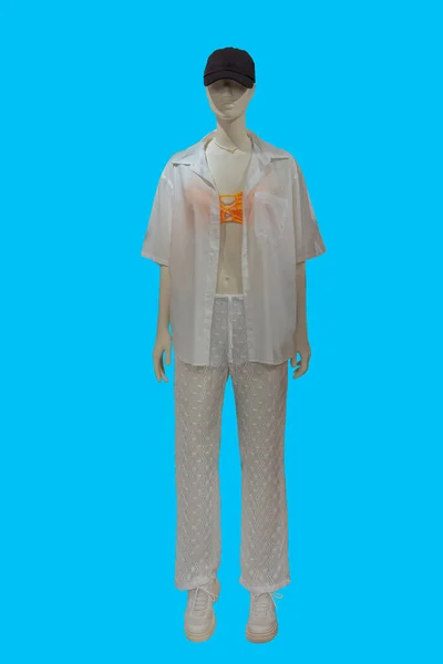 Полная Длина Изображения Женского Манекена Дисплея Модной Одежде Синем Фоне — стоковое фото