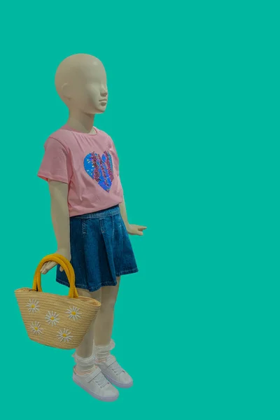 Imagem Comprimento Total Uma Criança Manequim Exibição Vestindo Camiseta Rosa — Fotografia de Stock