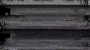 Siyah arka planda eski arızalar ve parazit sesleri. TV Gürültüsü Görüntüsü