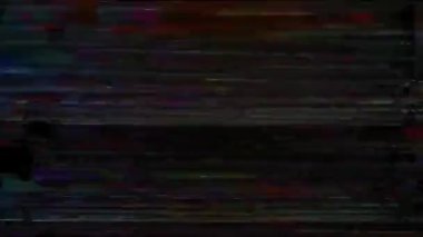 Siyah arka planda eski arızalar ve parazit sesleri. TV Gürültüsü Görüntüsü