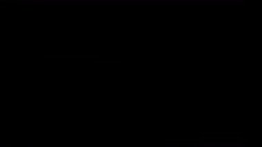 Siyah arka planda eski arızalar ve parazit sesleri. TV Gürültüsü Görüntüsü