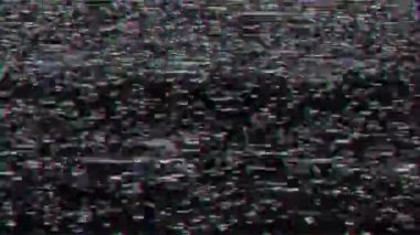 Siyah arka planda eski arızalar ve parazit sesleri. TV Gürültüsü Görüntüsü