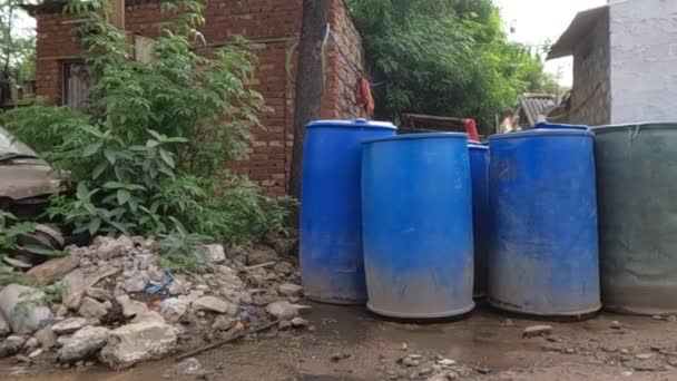 Drinking Water Kept Blue Containers People Living Slum — Stock Video