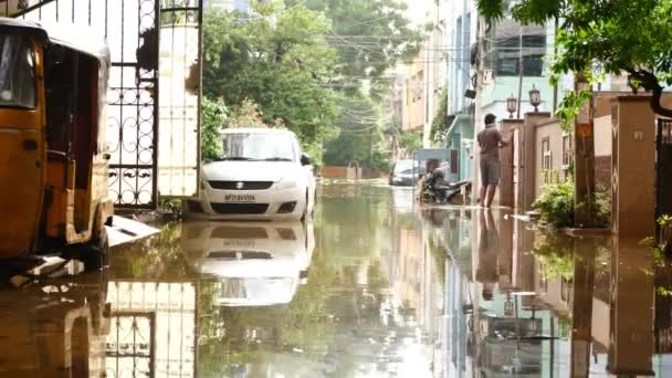 Záplavy Přetékání Řeky Ekologická Katastrofa Problém Globálního Oteplování — Stock video
