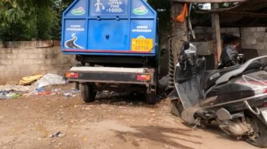 Dharavi Gecekondu Mahallesi, Mumbai, Hindistan 'da Sokak ve Evlerin Geniş Açı Görünümü