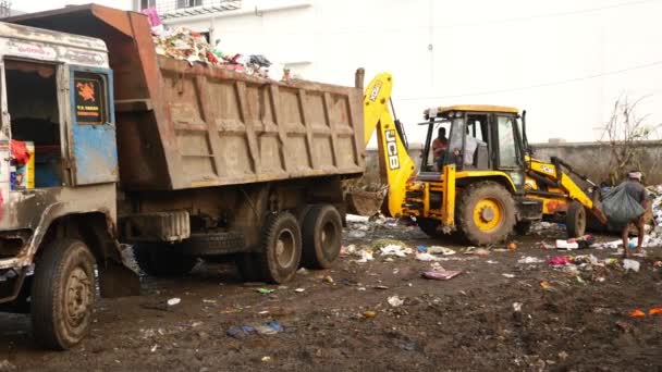 Pojazd Transportujący Śmieci Odpadów — Wideo stockowe