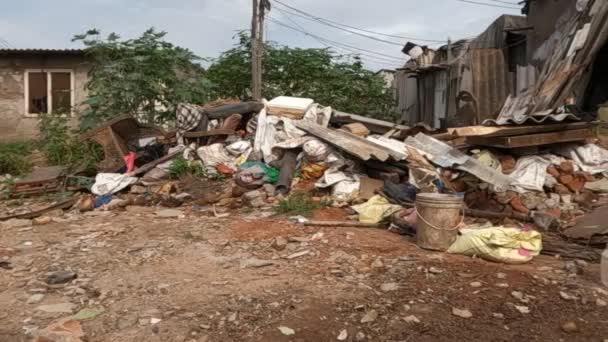 贫民区的状况 贫民区的房屋状况 — 图库视频影像