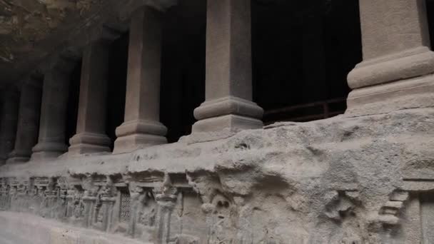 Tiro Móvel Templos Antigos Com Símbolos Diferentes — Vídeo de Stock