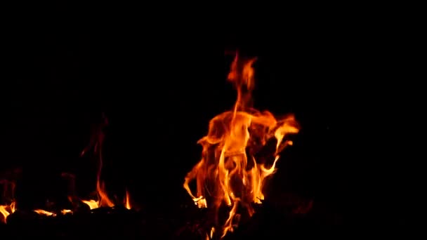 Zvětšené Video Ohně Hořícího Kruzích Žlutý Plamen Efekt — Stock video