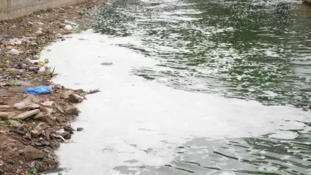 Chorro Agua Alcantarilla Gallinero Los Canales Rurales — Vídeos de Stock
