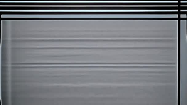 右に黒いストライプが付いている灰色のスクリーン — ストック動画