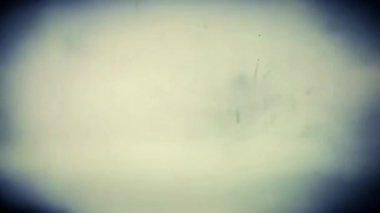 Dijital bozulma. Statik ve sinyal kaybı senfonisi.