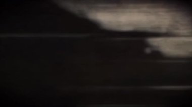 Dijital bozulma sinyali bozulma arızalı görseller ve biraz klasik cazibe.