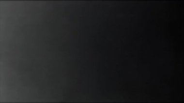 Dijital bozulma. Sinyal kesintisinin görsel senfonisi.