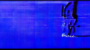 Soyut dijital sanat Glitchy canlı ve büyüleyici bir arka plan    