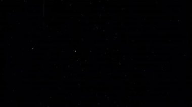 Dijital arızalarla benekli karanlık bir sinyal kaybı senfonisi