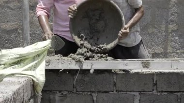 Efficient Cement Mixing - Handling the Bowl with Precision